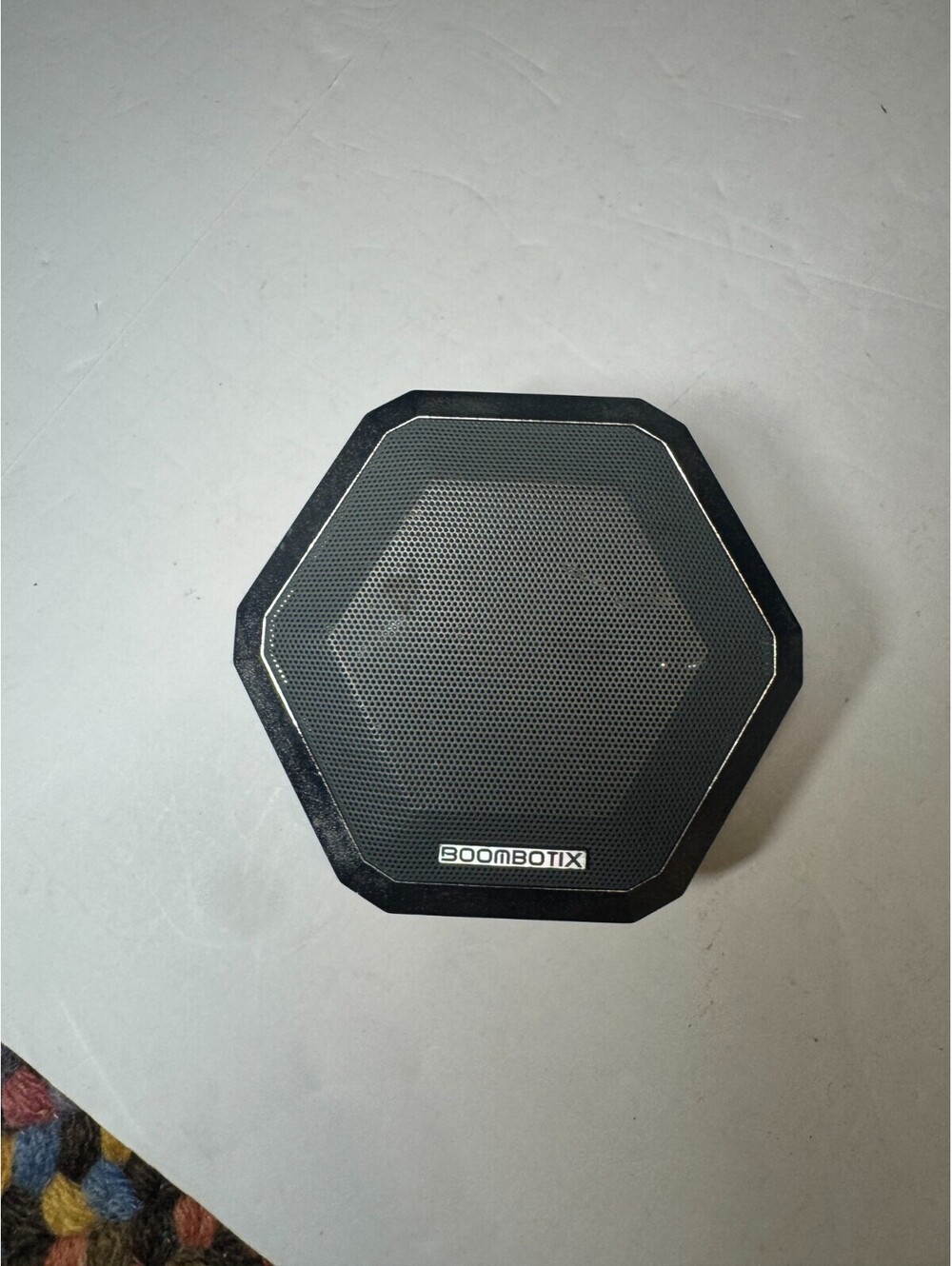 BOOMBOTIX bluetooth speaker Color Black Clip On Untested no charger needs clean